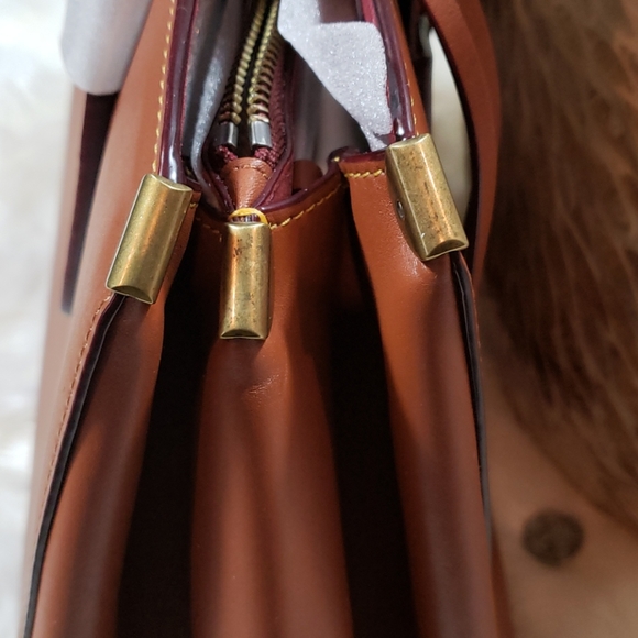 Designer Handbag - Picture 5 of 16